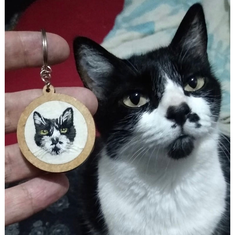 Chaveiro bordado a mão retrato pet 4cm