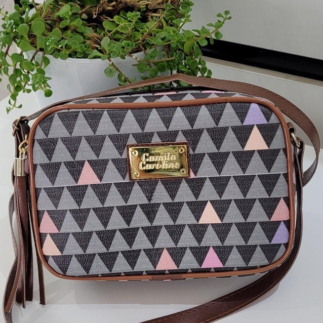 Bolsa feminina pequena transversal de lado triangulo lançamento