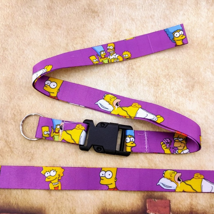 Cordão OS SIMPSONS ROXO Tirante para Pescoço com Engate Rápido e Argola prente Crachá Chupeta Chaveio