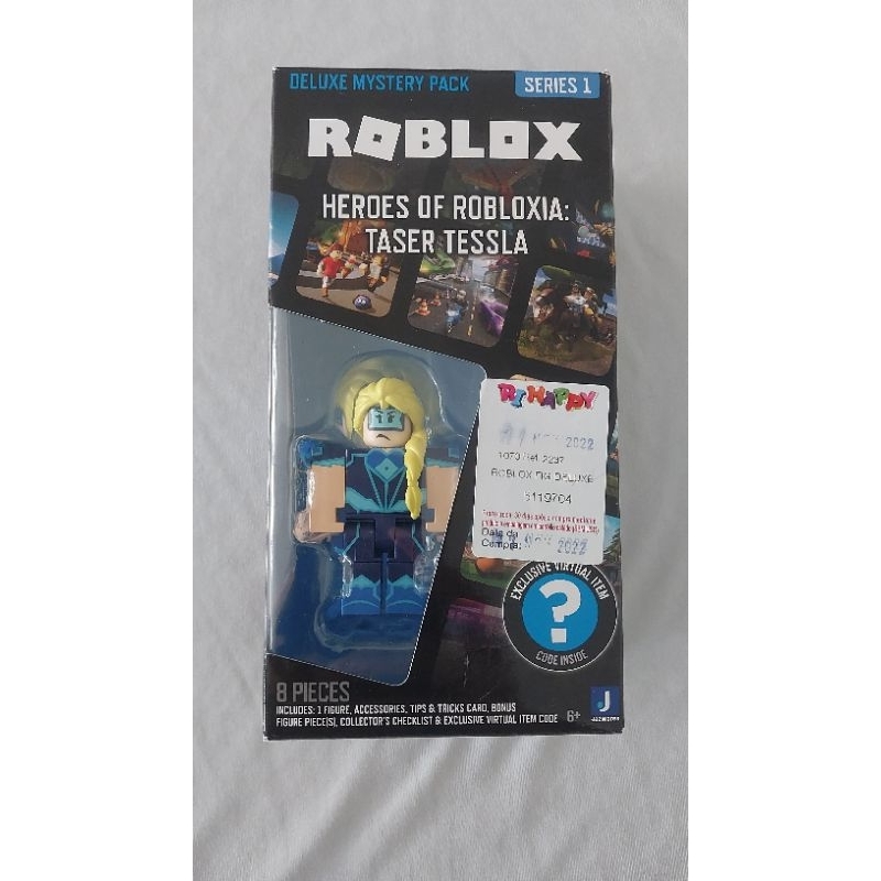 Roblox Celebrity Collection - Kingdom Simulator: Thunder Saint & Sword  Saint Game Pack [Includes Exclusive Virtual Item] : : Toys & Games