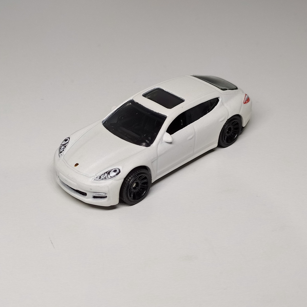 Matchbox porsche panamera online