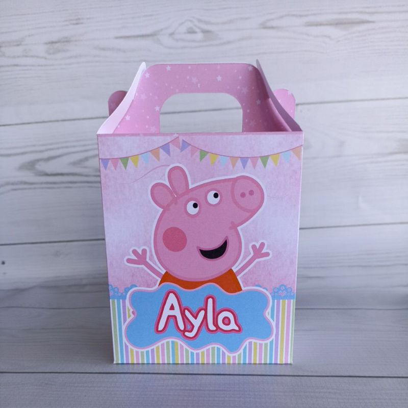 Caixa Casinha Personalizada Peppa Pig Ideal para colocar guloseimas ou  lembrancinhas, personalizamo…