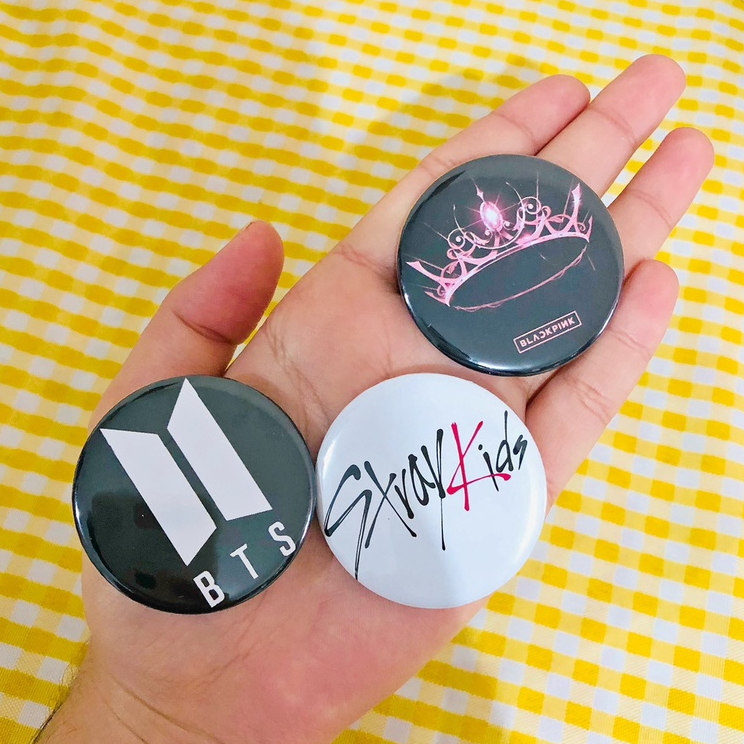 Bottons Logo K-POP 4,5 cm - Bottom/botton - Boton - Broche alfinete ...