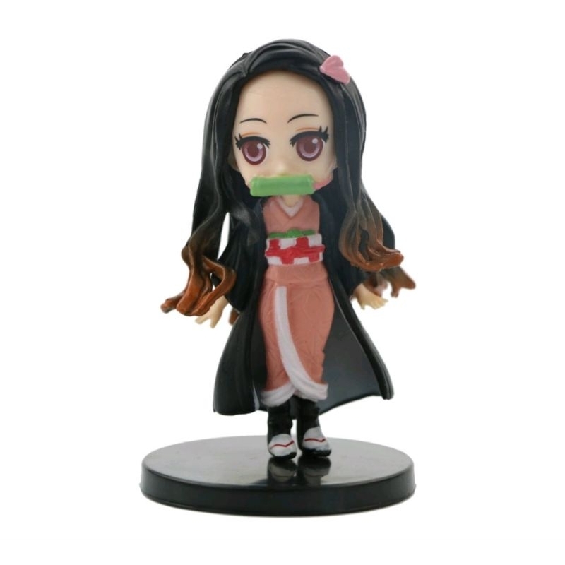 Boneca Colecionável Nezuko Kamado Demon Slayer Base Decorada