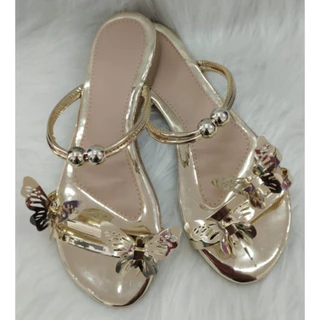 Sandália feminina Ouro Light / Bronze com Borboletas flat casual cores verão Rasteirinha tendência sandália básica saltinho baixo rasteira LANÇAMENTO