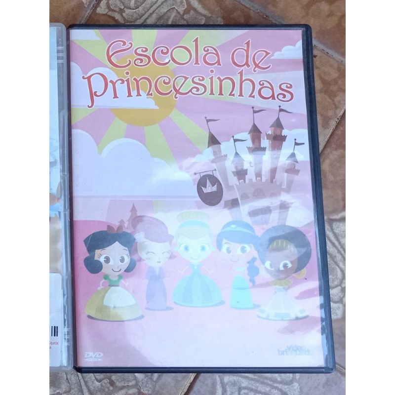 Kit 3 DVDs Escola de Princesinhas (Usado)