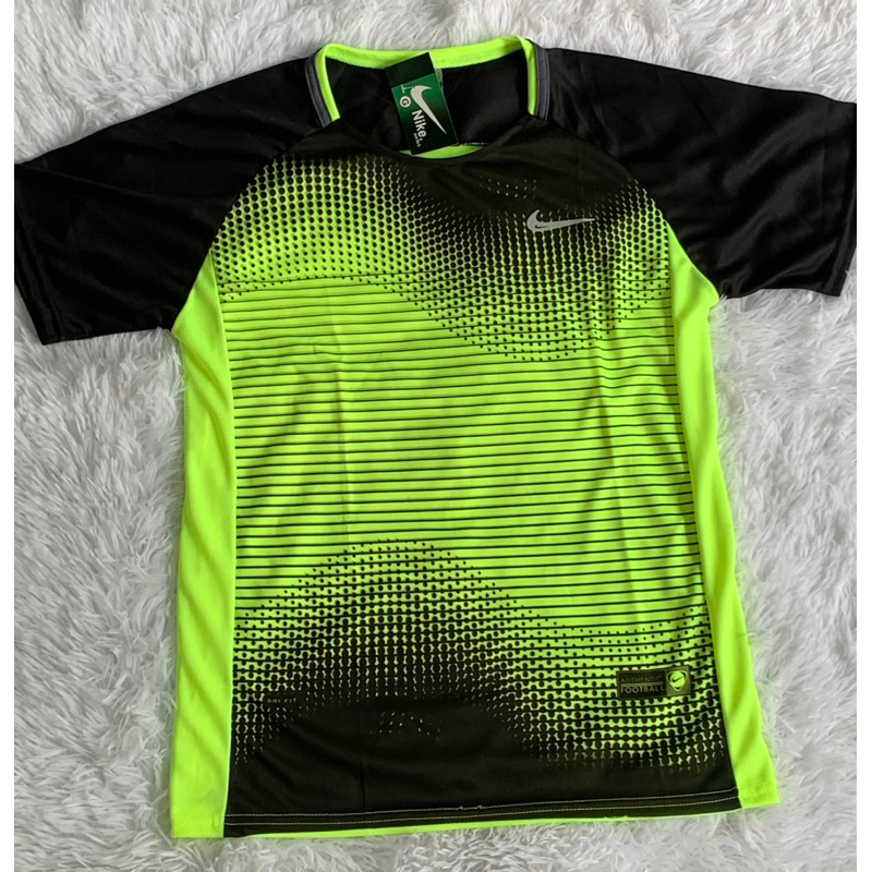 Camiseta Nike Menino Liso Branca - Compre Agora