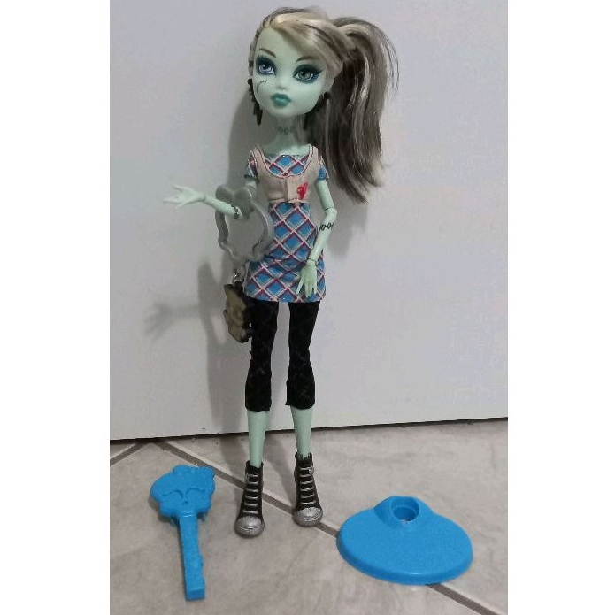 Frankie Stein - Passeio no Shopping Monster High boneca original