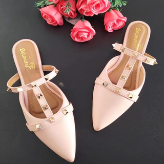 Mule Feminino Bico Fino Com Spike Pirâmide Antique, Marsala, Quartzo, Preto Lançamento Mariah Ref. 043
