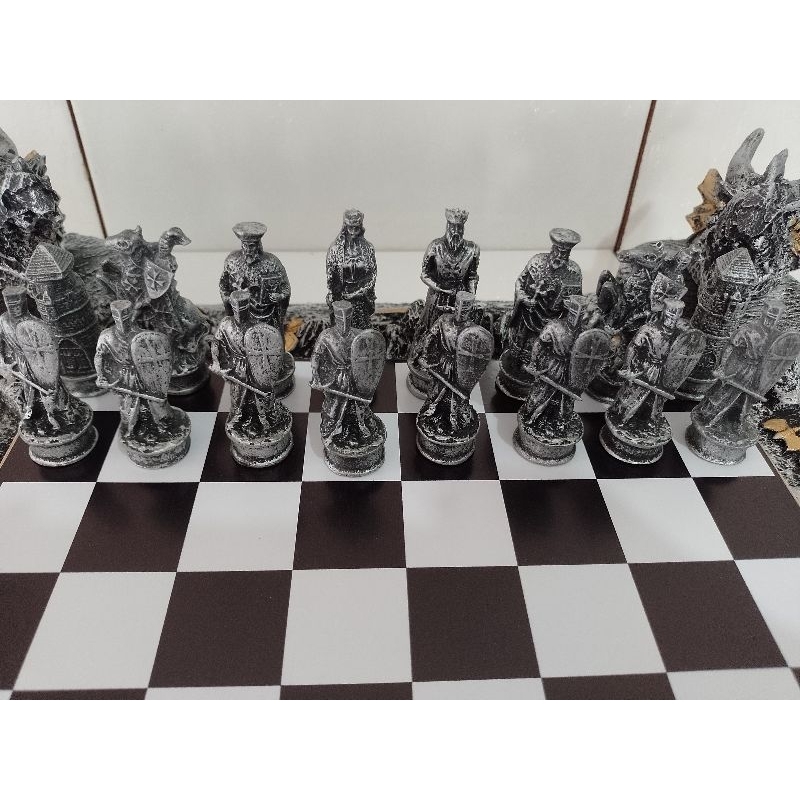 jogo de xadrez tematico medieval mod 2Dragão n2