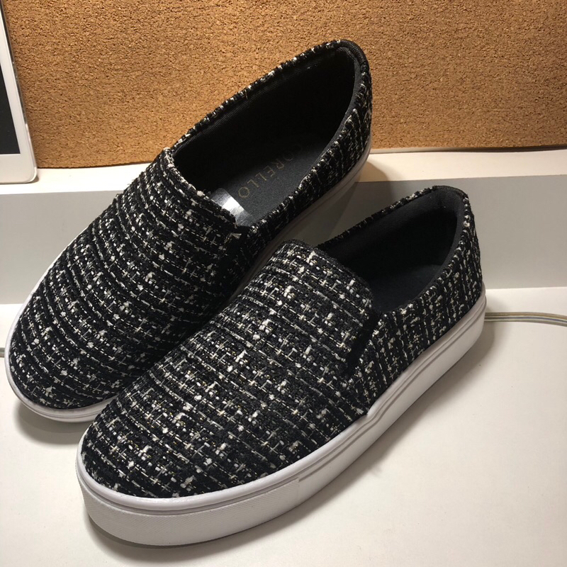 Slip on hot sale corello