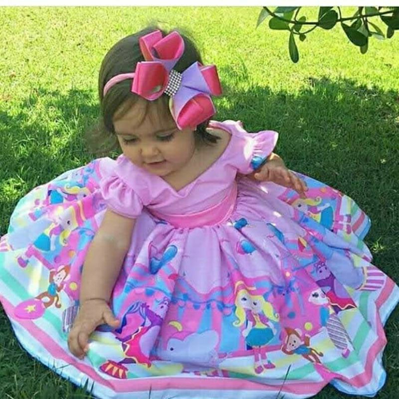 Vestido Fantasia Princesa Cinderela Menina Festa Dama Com Kit Coroa Luva  Varinha