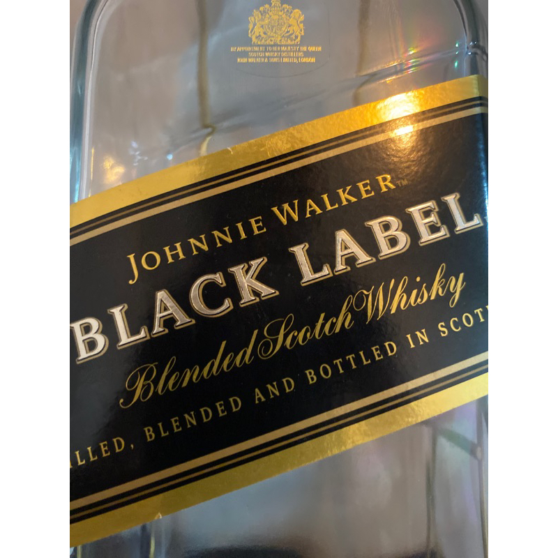 garrafa vazia Whisky black label 3 litros com balanço