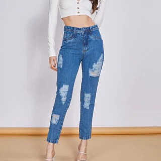 Calça jeans Femininas com botão Encapado Sem lycra Com bolso na frete Modelo normal e rasgadin