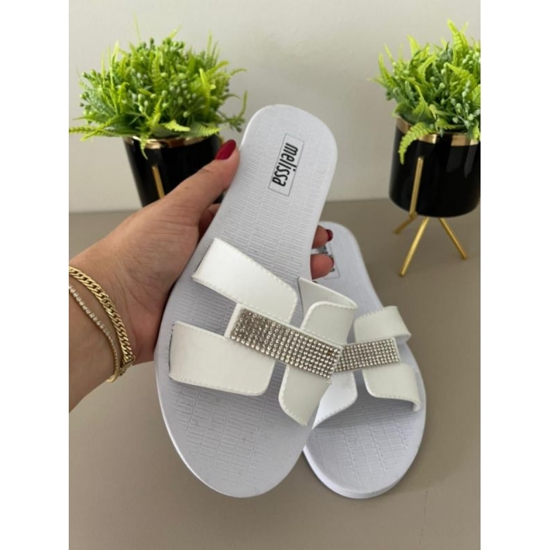 Chinelo da melissa sales 2019