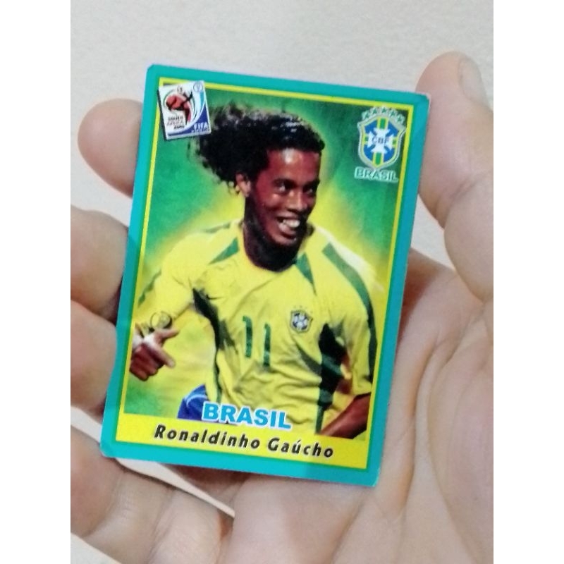 collectible card of the great soccer player RONALDINHO GAÚCHO rookie