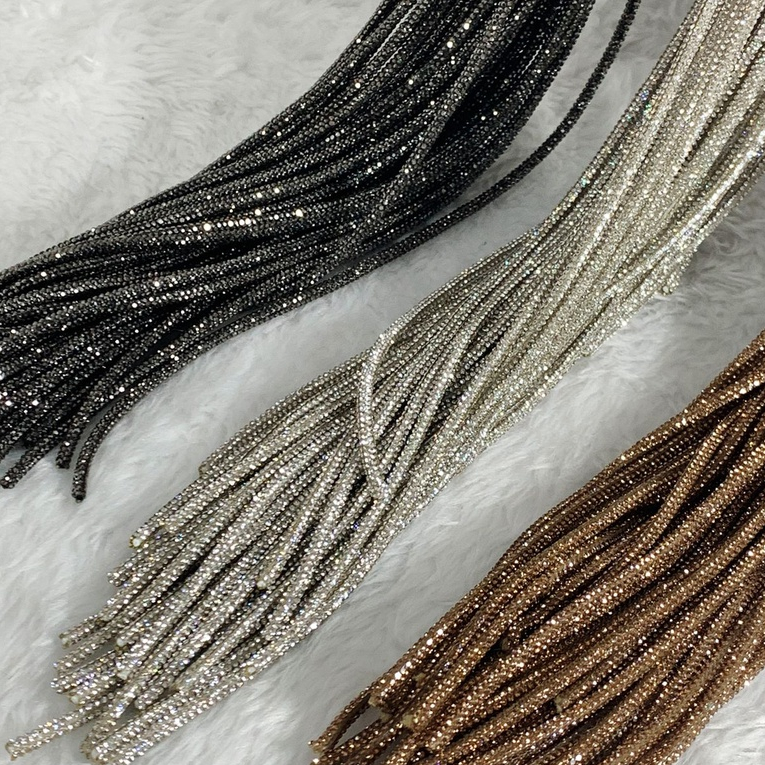 Tubo de Strass Infinity - tamanho 3mm e 4mm (1 metro)