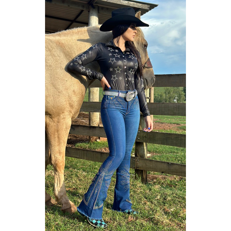 Calça Jeans Azul Clara Brilhos Strass Nossa Senhora De Aparecida