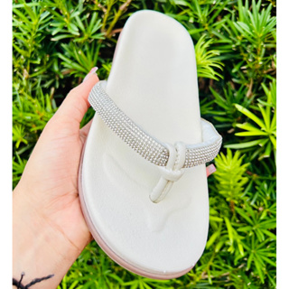 Chinelo confort Papete Strass pedraria chinelo  luxo Birken blogueira Lançamento 2023 tendência alto verão  Promoção shoppe shein (B-Layla)