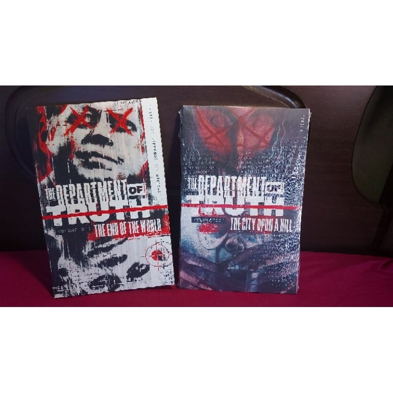 The Department of Truth - Volume 1 e 2 (edição em inglês) | Shopee