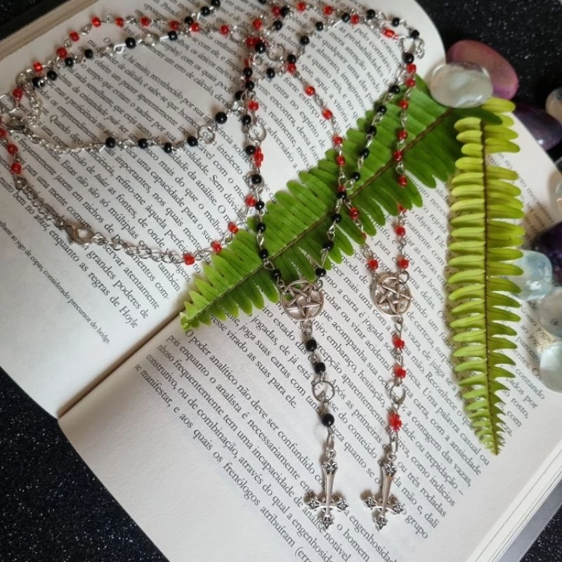 Colar Mini Rosário Gótico