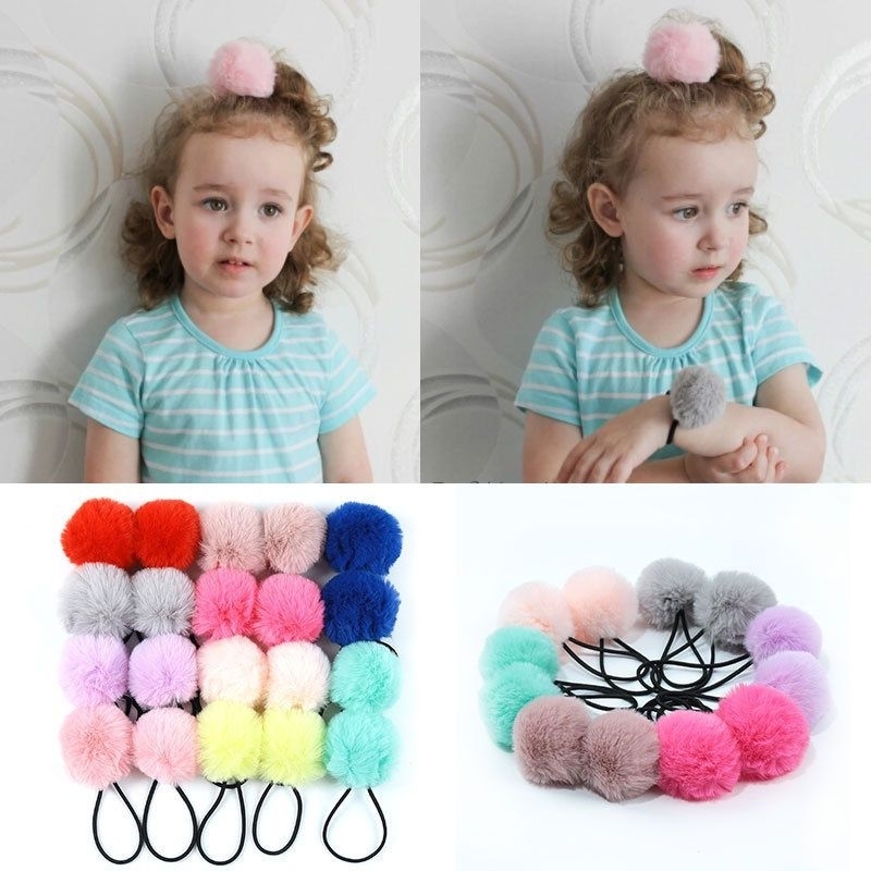 Mini xuxinha com pompom infantil para penteados