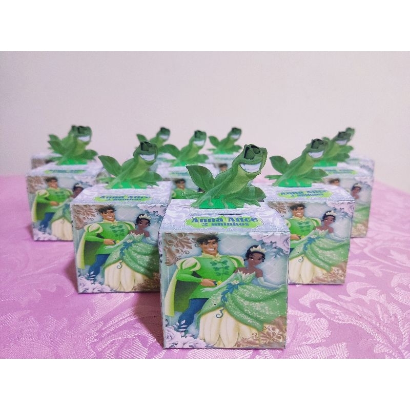 10 Caixas cubo personalizada A PRINCESA E O SAPO | Shopee Brasil