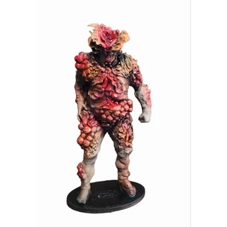 Boneco Estatueta Bloater Baiacu em Resina The Last Of Us Geek Colecionável