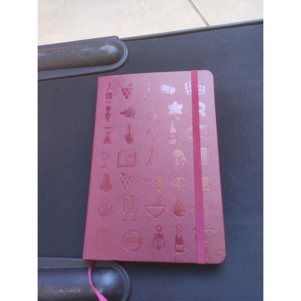 Caderno de Vinho Cicero 14x21 - usado