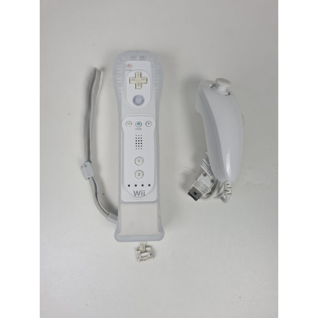 Controle Wii Remote Motion Plus Nintendo Wii Branco Wii U em Promoção na  Americanas, nintendo wii 