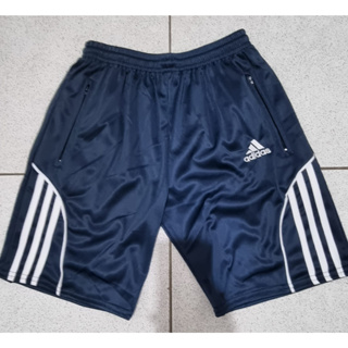 Bermudas adidas 2024 em promoção