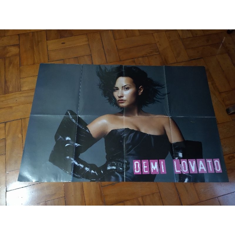 Mega Poster Demi Lovato (Raridade Colecionável) Shopee Brasil — free download