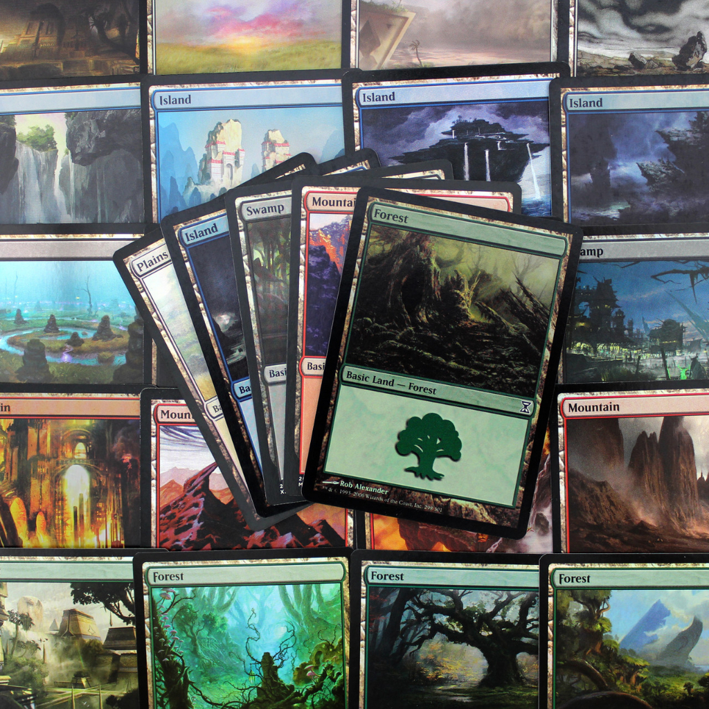 Conjunto com 100 terrenos básicos de Magic The Gathering MTG