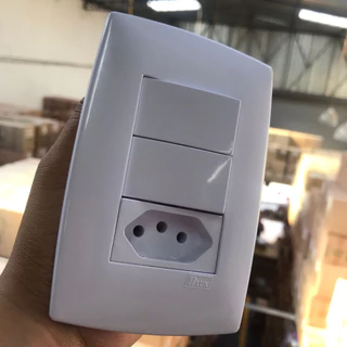 Monte Seu Kit de Tomadas e Interruptores Brancos Blux Home Conjuntos Completos espelhos módulos placas suportes, Tomada Dupla tripla 10A 20A Paralelo intermediário bipolar bivolt vermelha.
