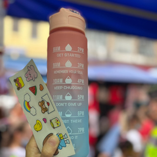 garrafa 900ml com canudo
