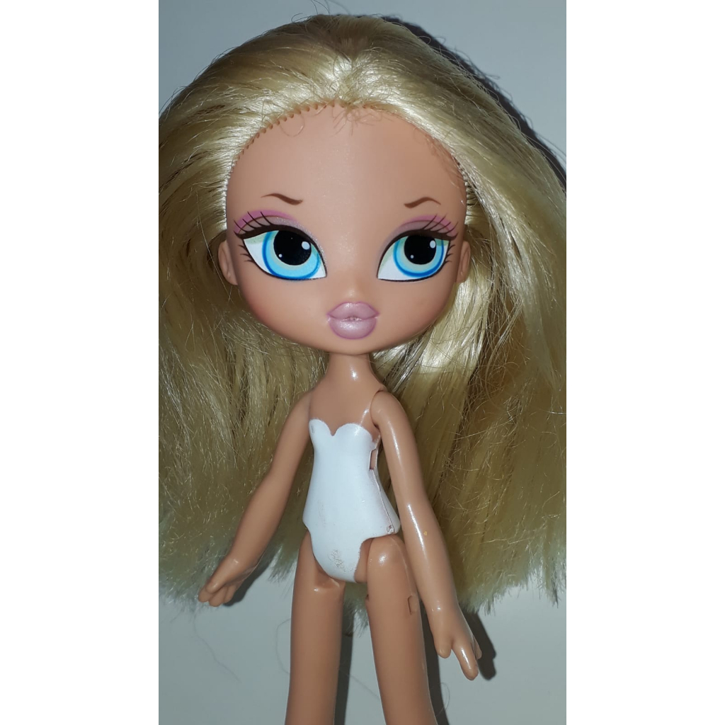 BRATZ DOLL selling LOT #49