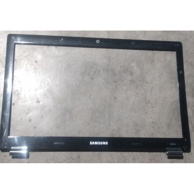 Carcaça Moldura Notebook Samsung NP RF511