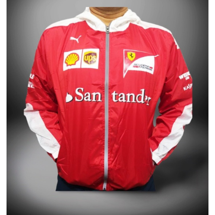 Blusa corta sale vento da ferrari