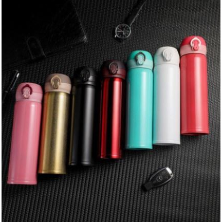 Garrafa MOD3 Squeeze Térmica Aço Inox 500ml Portátil Com Tampa E Sistema de Trava