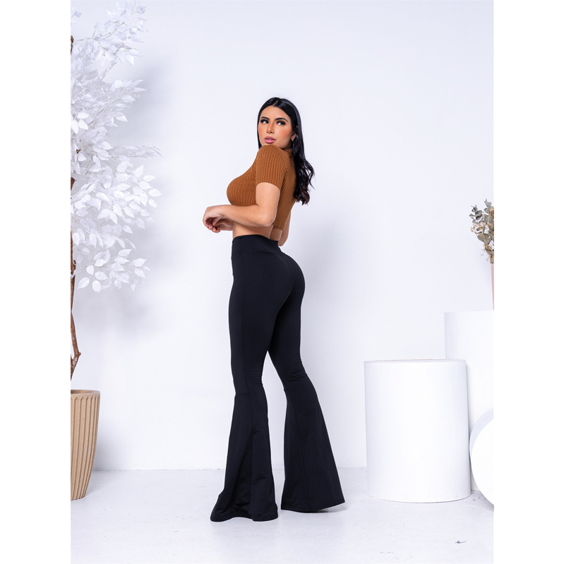Calça Plus Size Flare Disfarça Gordurinhas Cintura Alta Grossa