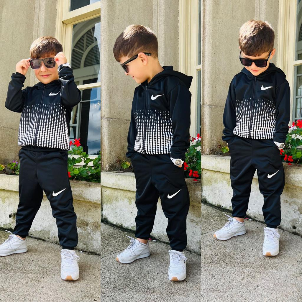 Conjunto Infantil Moletom Abrigo Calça e Casaco Lançamento.