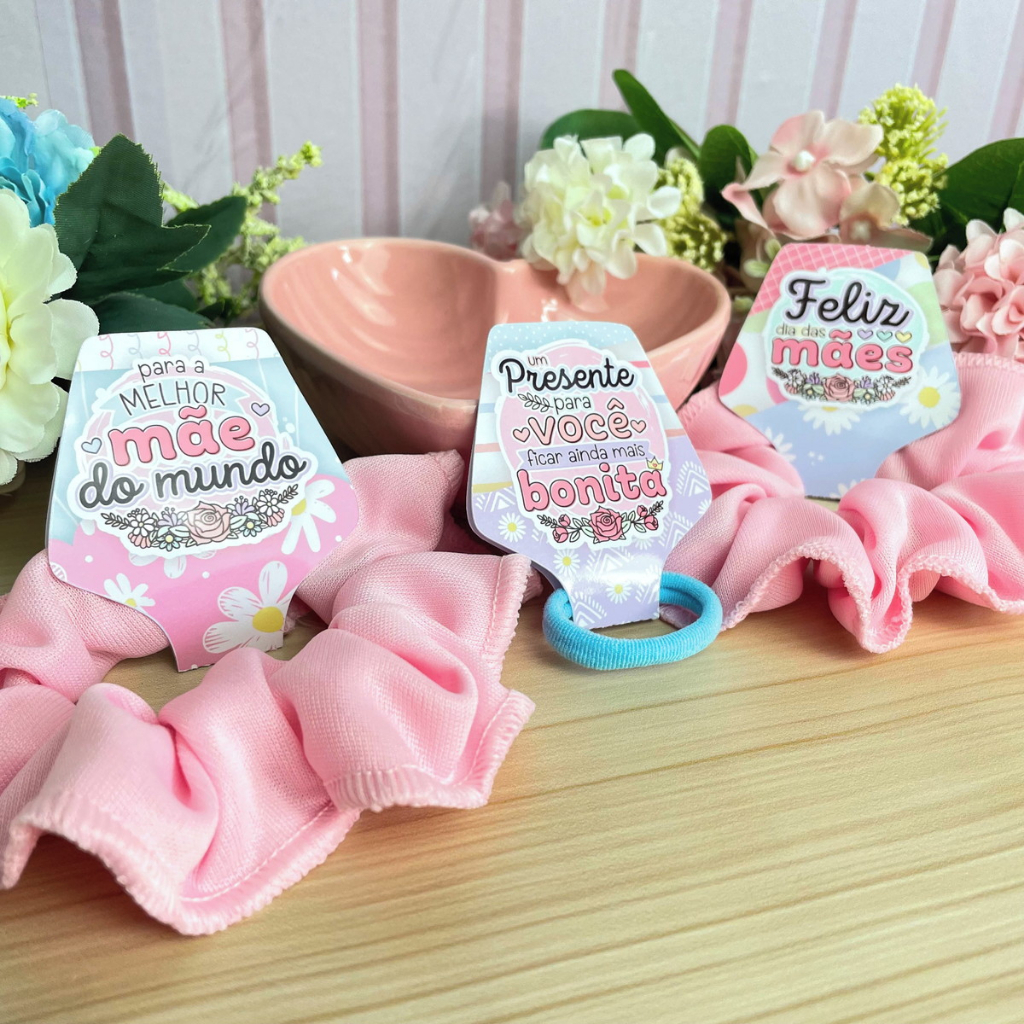 Lembrancinha Dia das Mães - Tag com Scrunchie | Shopee Brasil