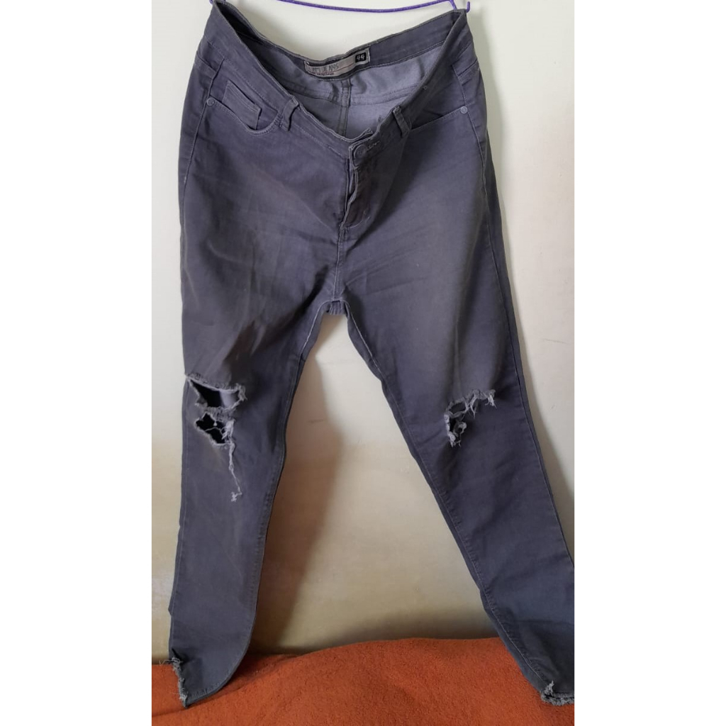 Calça Feminina Jeans Wide Leg Rasgado estampada Cintura Alta