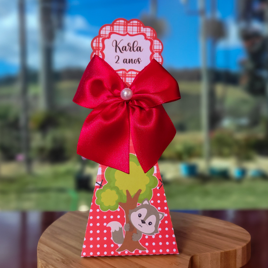 Lembrancinha para festa Chapeuzinho Vermelho – Caixa Cone ou Caixa Pirâmide  – PAPELARIA CRIATIVA CONFEITEIRA RENATA FESTAS