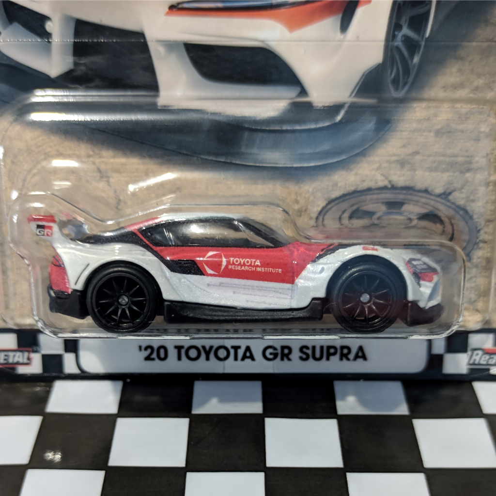 Hot Wheels Premium 20 Toyota GR Supra -Boulevard