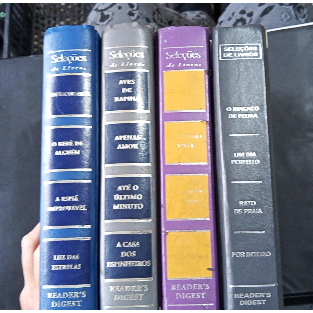 Livros Seleções - Readers digest 4 em 1