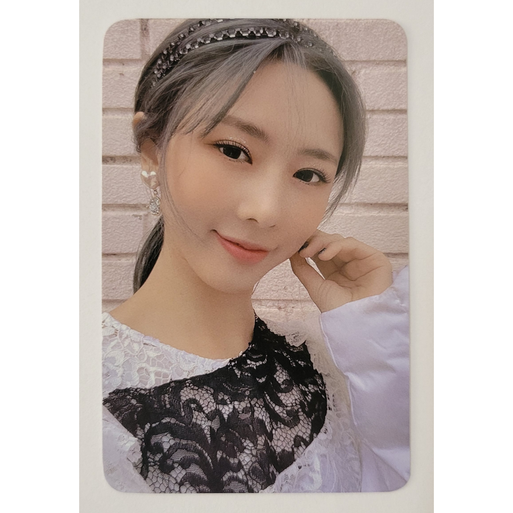 Official photocard K-pop Dreamcatcher - Road to Utopia (Limited