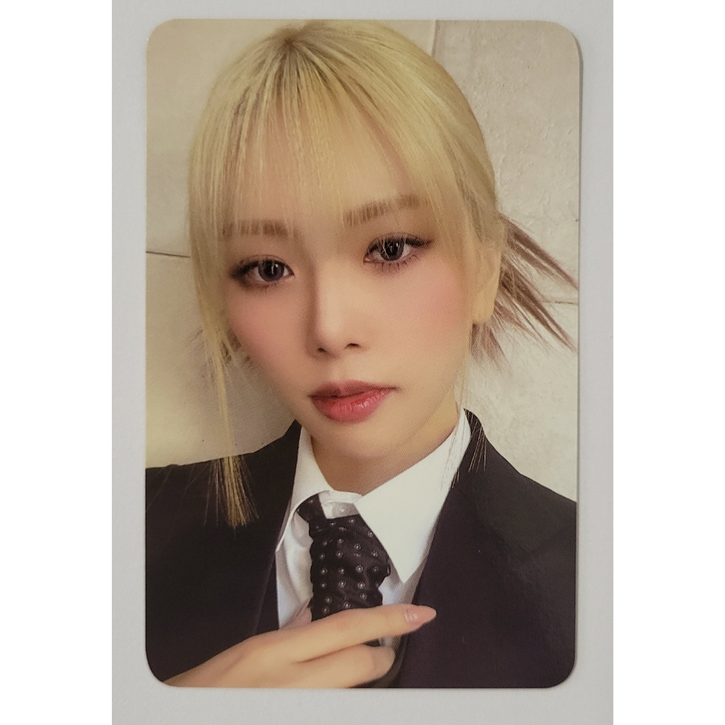 Official photocard K-pop Dreamcatcher - Apocalypse: Save Us