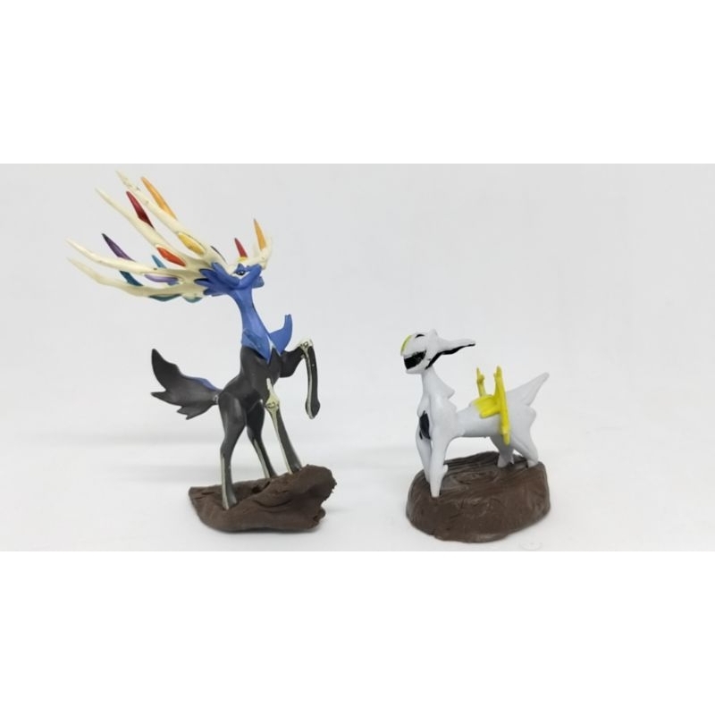 Xerneas Pokémon Lendários Segunda Geração - Tomy em Promoção na