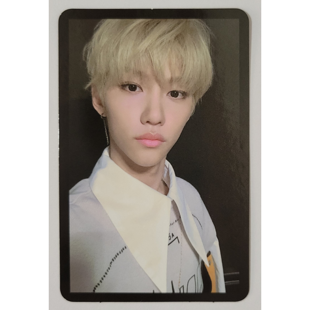 Official photocard K-pop - Stray Kids: Miroh - Yellow Wood